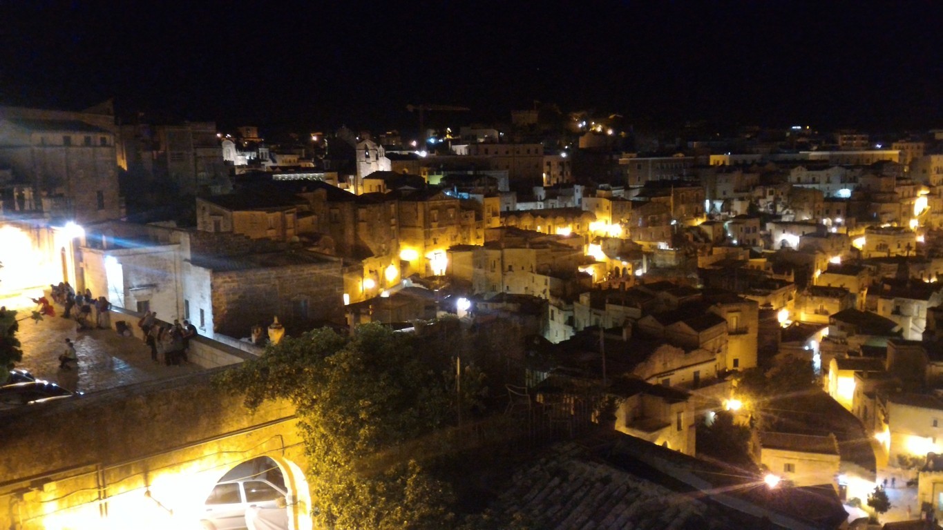 P_20160804_234530 .jpg